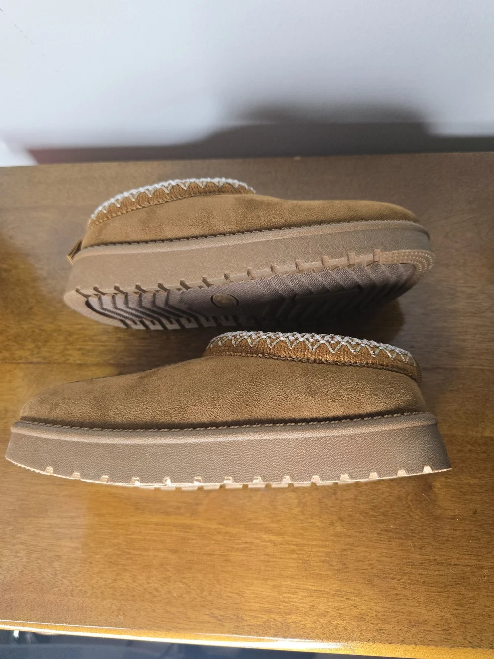 Kids Cozy Faux-Suede Slippers in Camel